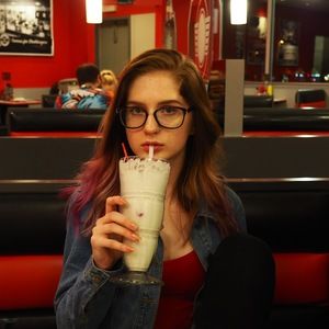 Meet your Posher, Hanna